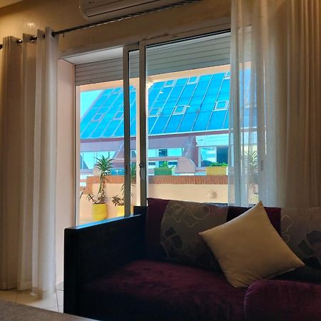 Appart Najia Au Centre Kenitra Avec Grande Terrasse Luaran gambar
