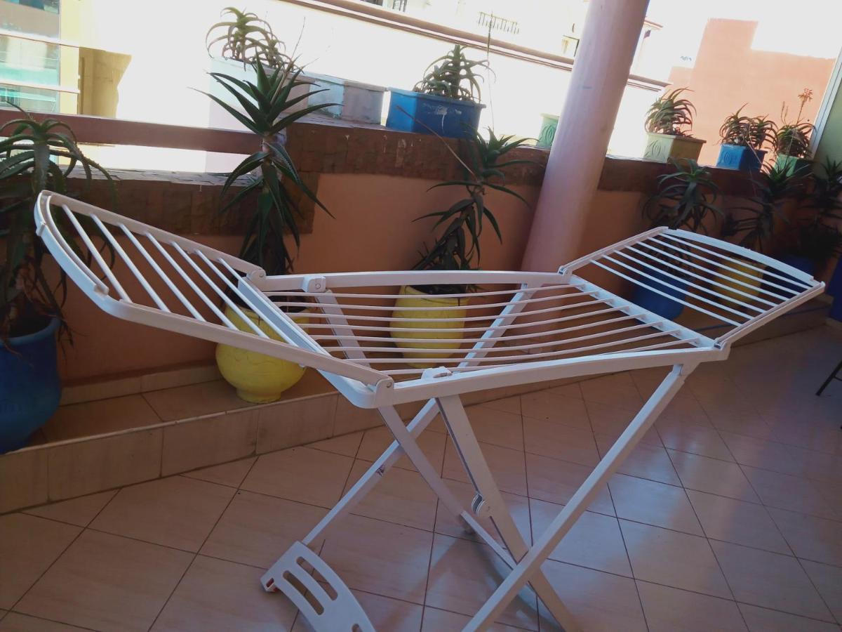 Appart Najia Au Centre Kenitra Avec Grande Terrasse Luaran gambar