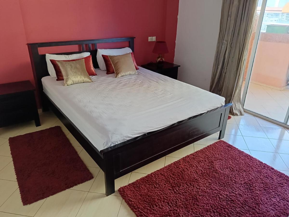 Appart Najia Au Centre Kenitra Avec Grande Terrasse Luaran gambar