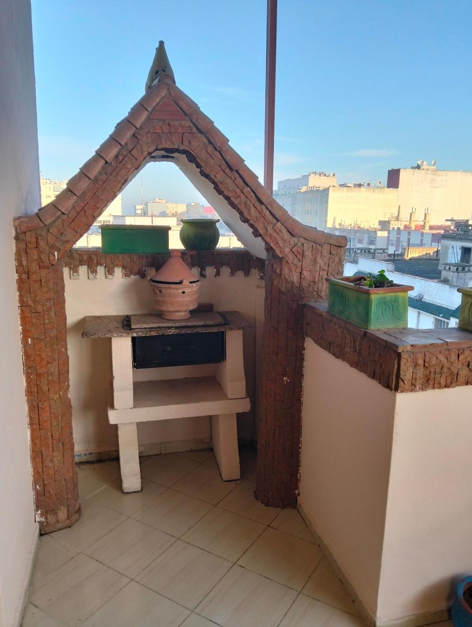 Appart Najia Au Centre Kenitra Avec Grande Terrasse Luaran gambar