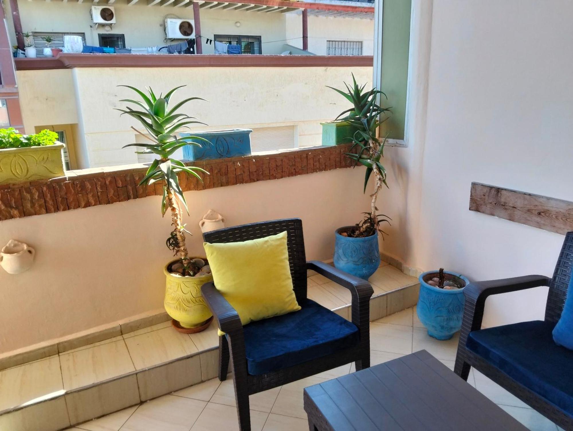 Appart Najia Au Centre Kenitra Avec Grande Terrasse Luaran gambar