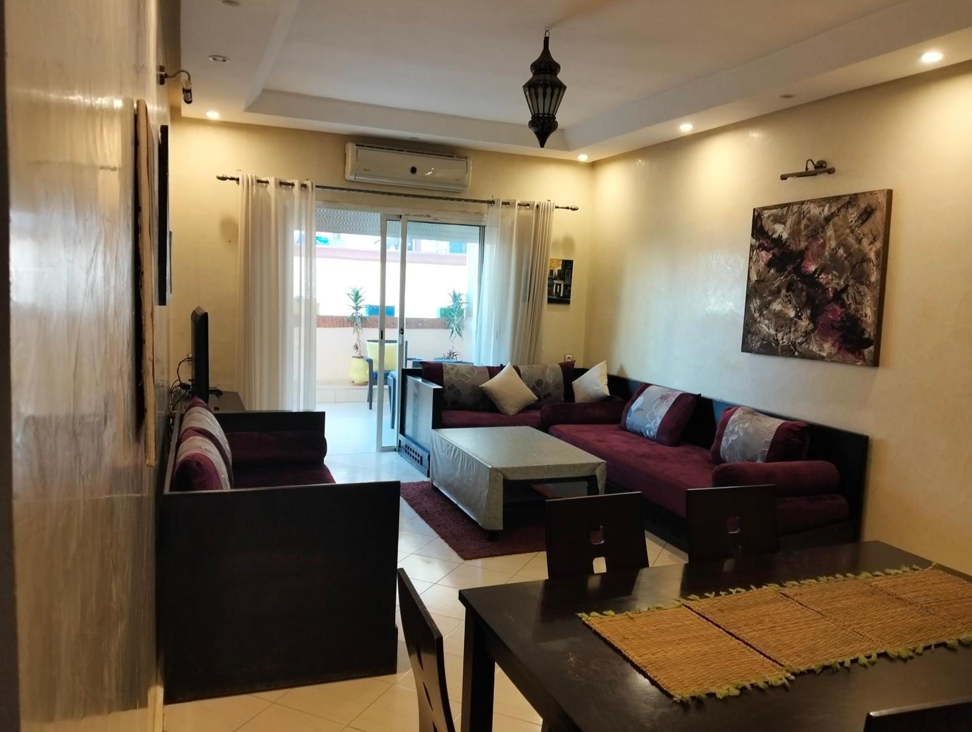 Appart Najia Au Centre Kenitra Avec Grande Terrasse Bilik gambar